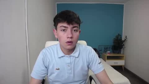 ithan__ online show from September 29, 6:59 pm