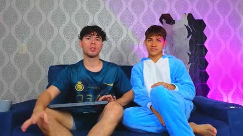 Ithan and Friends online show from February 11, 7:38 pm