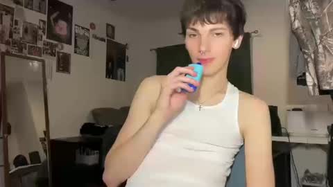 Rowan online show from October 16, 1:24 am