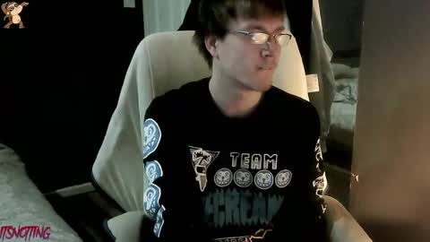    online show from January 3, 7:50 pm