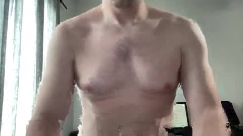 itznene online show from April 12, 7:26 pm