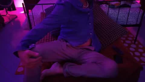 yves online show from October 16, 11:51 am