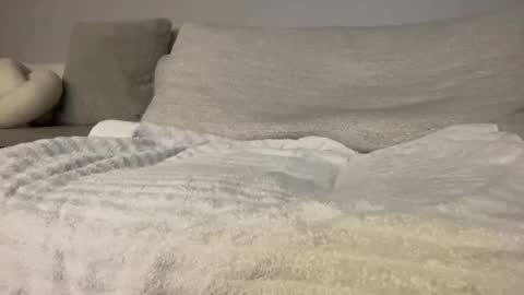 iwishuwereafishinmydish online show from February 20, 5:07 pm