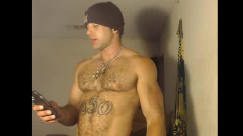 izak144 online show from June 2, 7:31 am