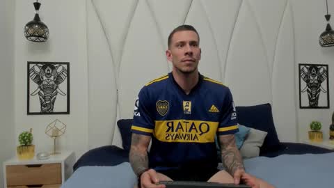 J King online show from January 15, 10:01 pm