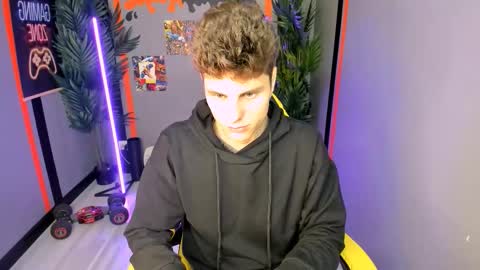 Jack online show from October 4, 3:39 pm