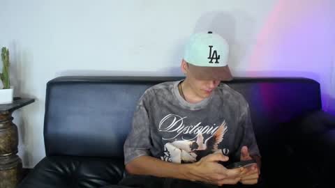 Snapshot of jack_norizz chatting on January 17, 3:00 pm INDEPENDENT MODEL online show from January 17, 3:00 pm