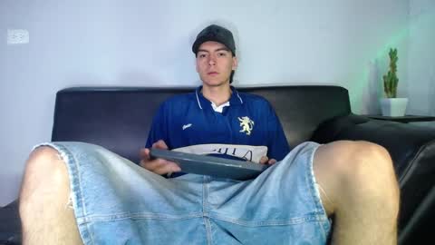 Snapshot of jack_norizz chatting on December 20, 1:11 pm INDEPENDENT MODEL online show from December 20, 1:11 pm