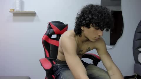 Jackes Taylor online show from October 20, 5:44 am