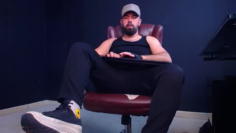 JackEthan online show from October 8, 5:01 am