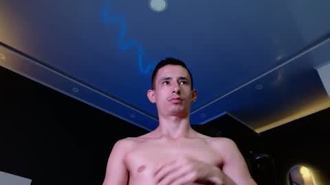 Snapshot of jackk_ho chatting on September 10, 9:41 am Jack online show from September 10, 9:41 am