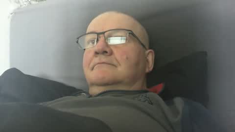 Adam online show from February 9, 8:22 am