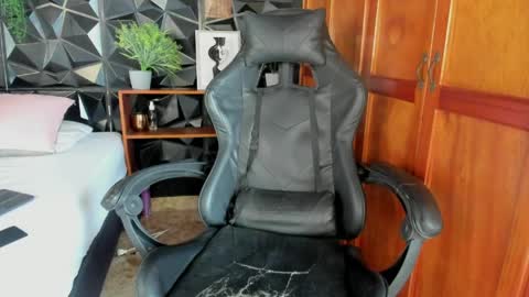 Jackson online show from April 7, 8:31 pm