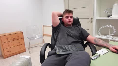 JACKSON TEELE online show from February 16, 9:24 pm