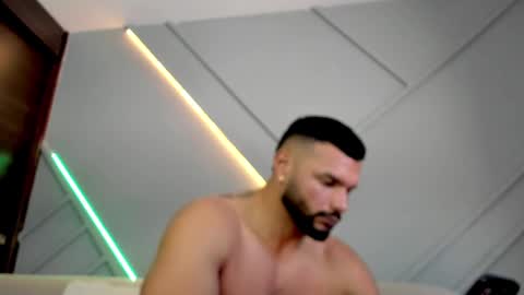 Snapshot of jackson_wayne__ chatting on March 8, 3:11 pm Jackson Wayne online show from March 8, 3:11 pm
