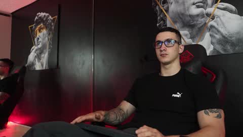 Jackson Olsen online show from November 5, 11:51 pm