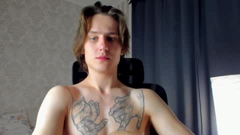 Snapshot of jacksonvox chatting on December 17, 11:05 pm Nikolay online show from December 17, 11:05 pm