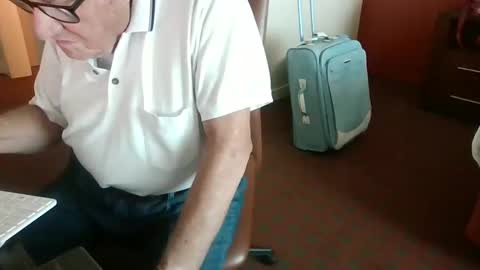 Snapshot of jacktoome383324 chatting on October 5, 8:02 pm jacktoome383324 online show from October 5, 8:02 pm