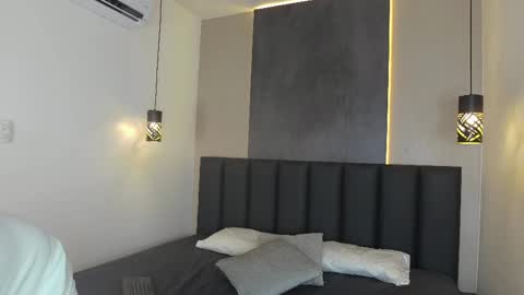 Jacob  online show from December 3, 2:45 am