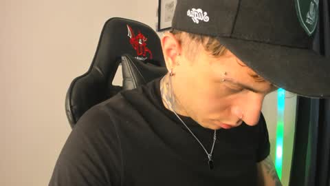 jacobb116 online show from February 3, 1:30 am