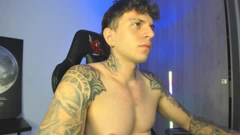 jacobb116 online show from September 10, 12:20 am