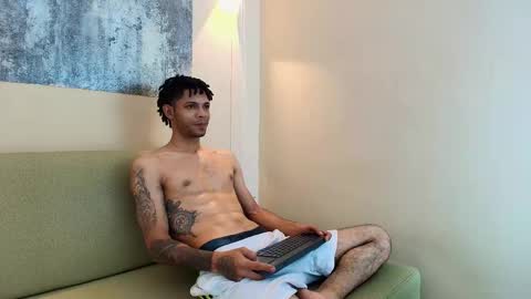 jacobb_22cm online show from January 14, 9:29 pm