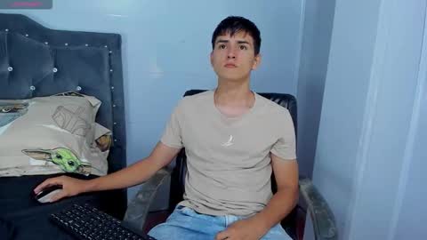 Jacob Lee online show from November 24, 8:10 pm