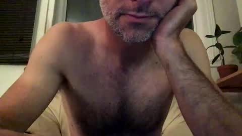 Snapshot of jacobmotes chatting on October 10, 2:27 am Jacob online show from October 10, 2:27 am
