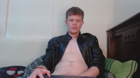 Snapshot of jacobvidal_69 chatting on January 17, 12:53 am jacobvidal_69 online show from January 17, 12:53 am