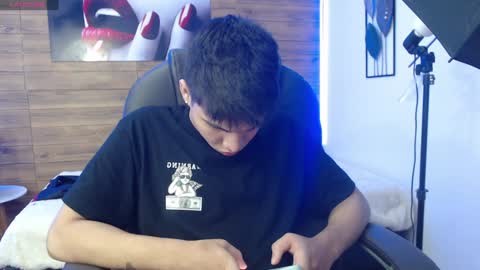 Jacob online show from December 7, 2:57 pm