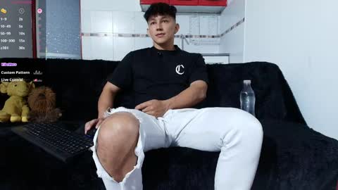 jacobo online show from April 11, 3:04 pm