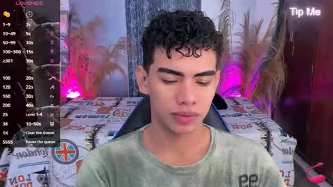 javi15  online show from December 16, 3:02 am