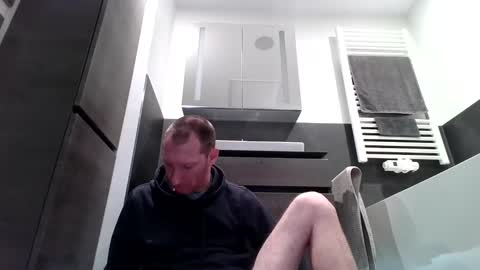 Snapshot of jak_81 chatting on January 12, 1:53 am jak_81 online show from January 12, 1:53 am