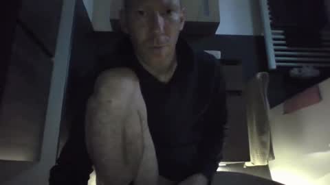 Snapshot of jak_81 chatting on January 29, 7:04 am jak_81 online show from January 29, 7:04 am