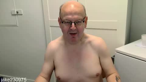 Jake2309 online show from October 15, 7:54 pm