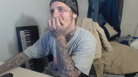 showingitoff online show from September 16, 5:41 am