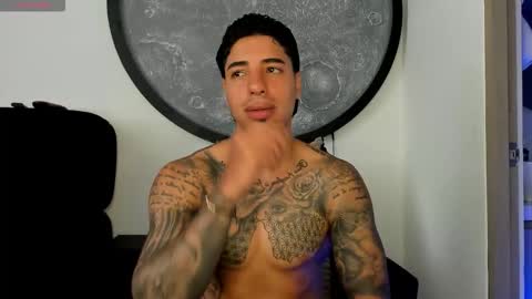 Santiago online show from February 5, 3:30 pm