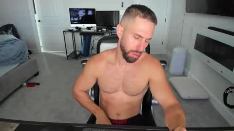 Jake Orion online show from April 19, 7:27 pm