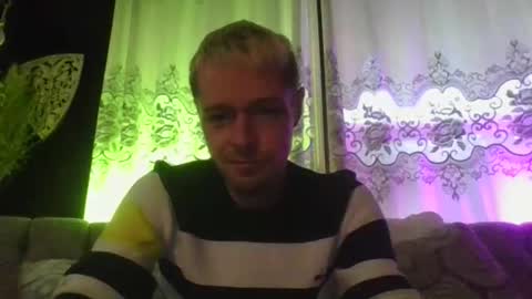 JakJakRabbit online show from October 19, 9:40 pm