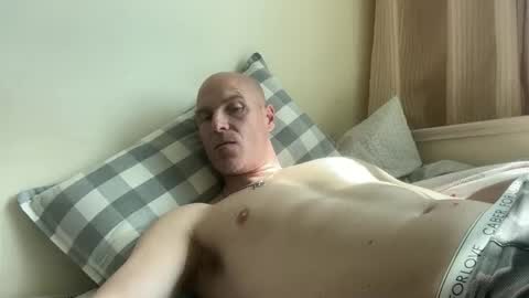 james889392 online show from March 28, 4:56 am