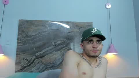 james_06_ online show from May 11, 4:04 pm