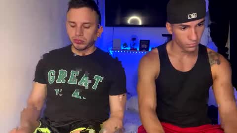 james_and_max online show from March 12, 1:36 am