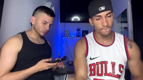 james_and_max online show from March 8, 1:26 am