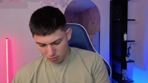 james_cr online show from July 6, 12:13 pm