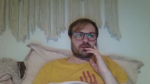 Snapshot of james_heron chatting on January 26, 12:58 am James Heron online show from January 26, 12:58 am