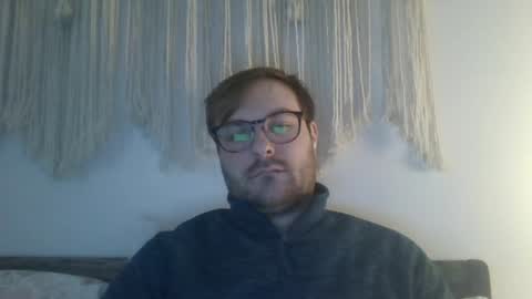 Snapshot of james_heron chatting on December 10, 1:33 pm James Heron online show from December 10, 1:33 pm