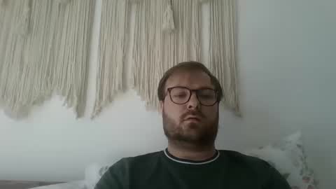 James Heron online show from April 22, 2:11 pm