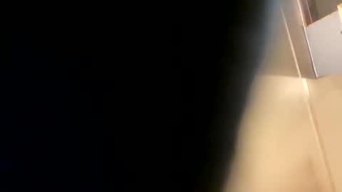 jamesdee91280641 online show from March 2, 5:19 am