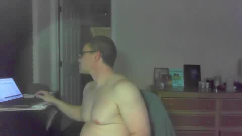Snapshot of jamesjewels chatting on March 2, 6:16 am jamesjewels online show from March 2, 6:16 am
