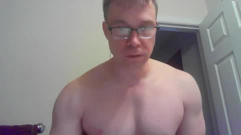 Snapshot of jamesjewels chatting on February 6, 2:26 pm jamesjewels online show from February 6, 2:26 pm
